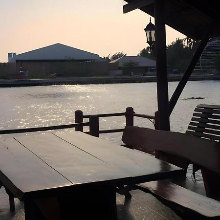 Ruennamyen Resort Amphawa Samut Songkhram Εξωτερικό φωτογραφία
