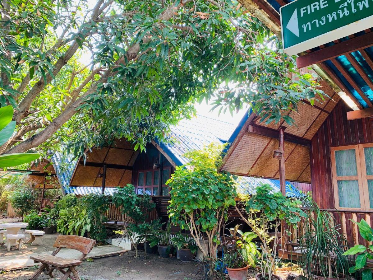 Ruennamyen Resort Amphawa Samut Songkhram Εξωτερικό φωτογραφία
